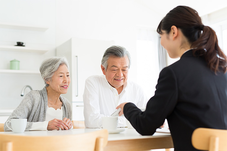 「エンディングノート」や「遺言書」の作成を